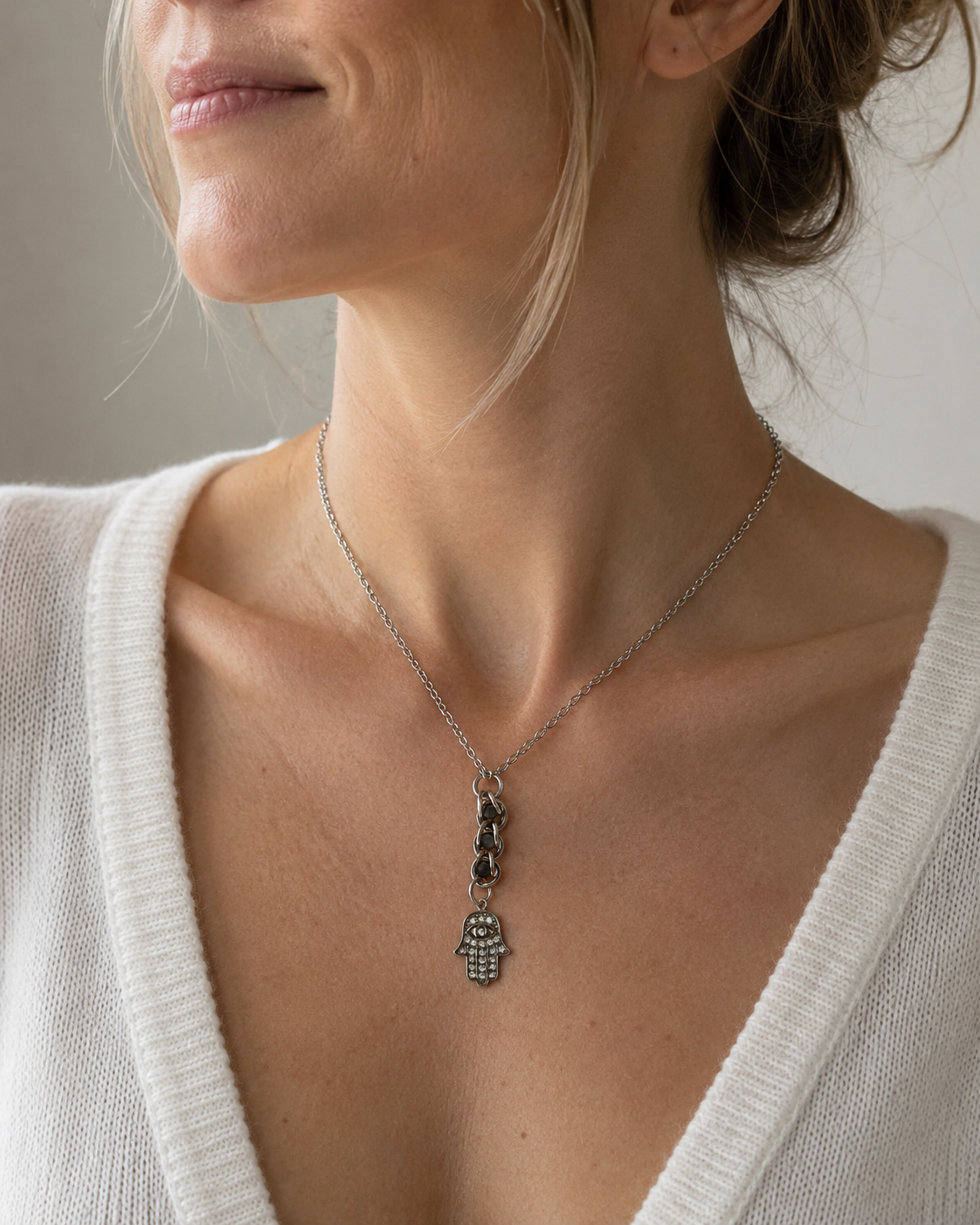 Collier NE0009 porté
