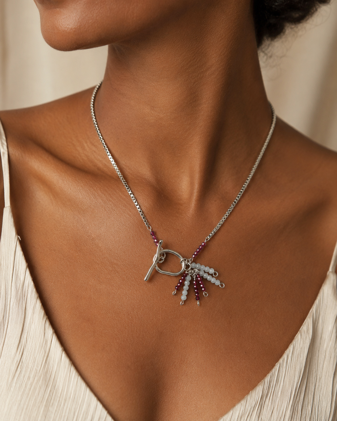 Collier NE0014 porté